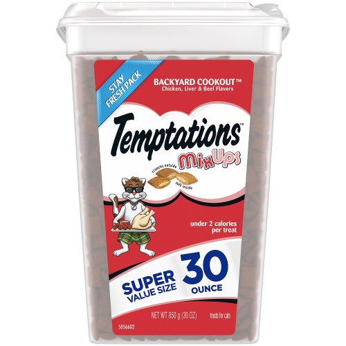 TEMPTATIONS MIXUPS Crunchy and Soft Cat Treats Backyard Cookout Flavor, 30 oz. Tub - Image 1